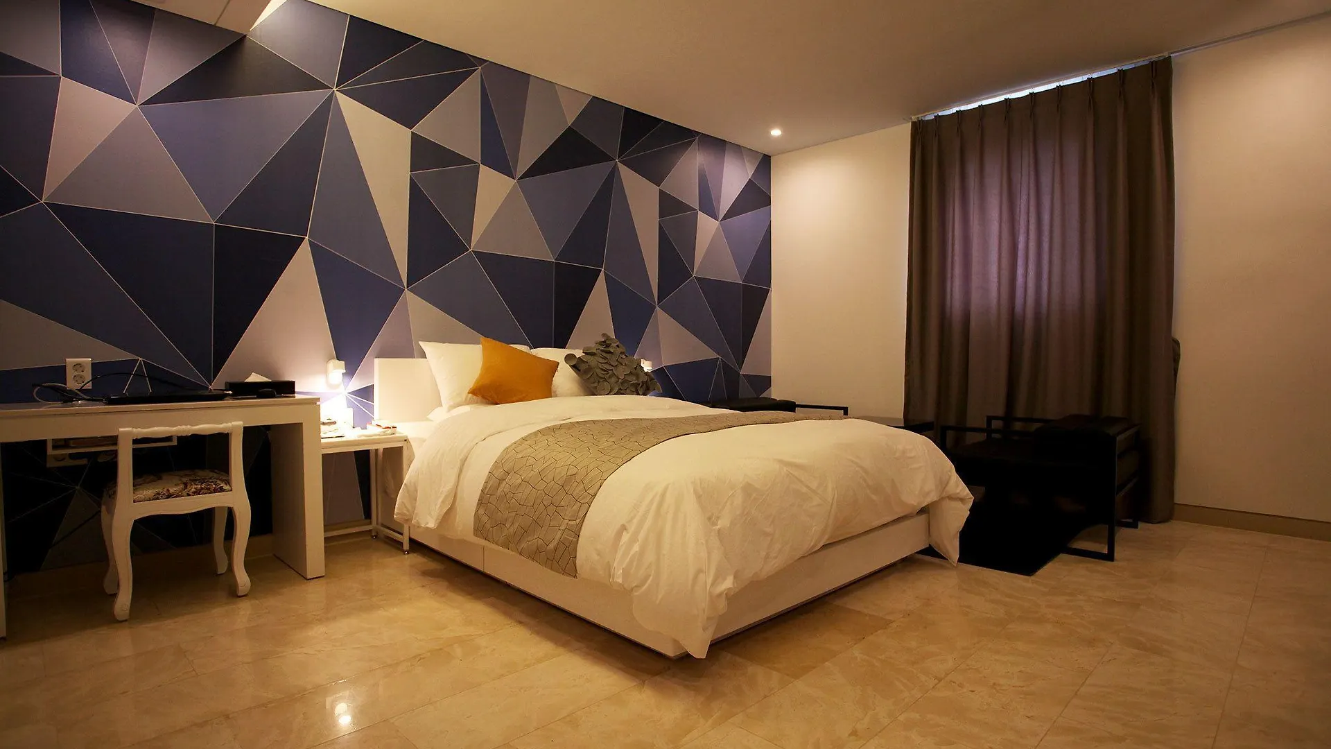 Circle Hotel 인천 모텔