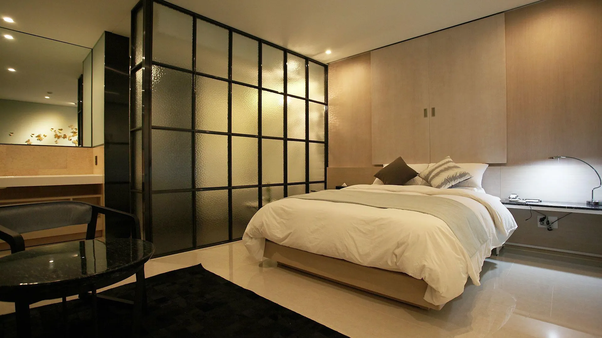 Circle Hotel 인천 모텔