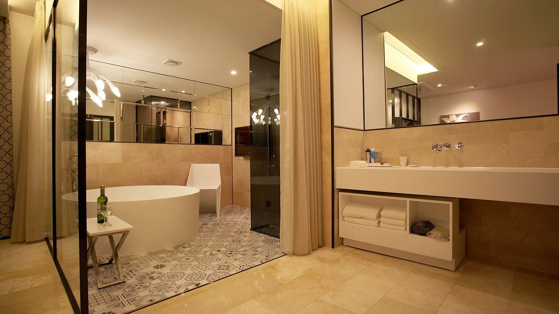 Circle Hotel 인천 3*,