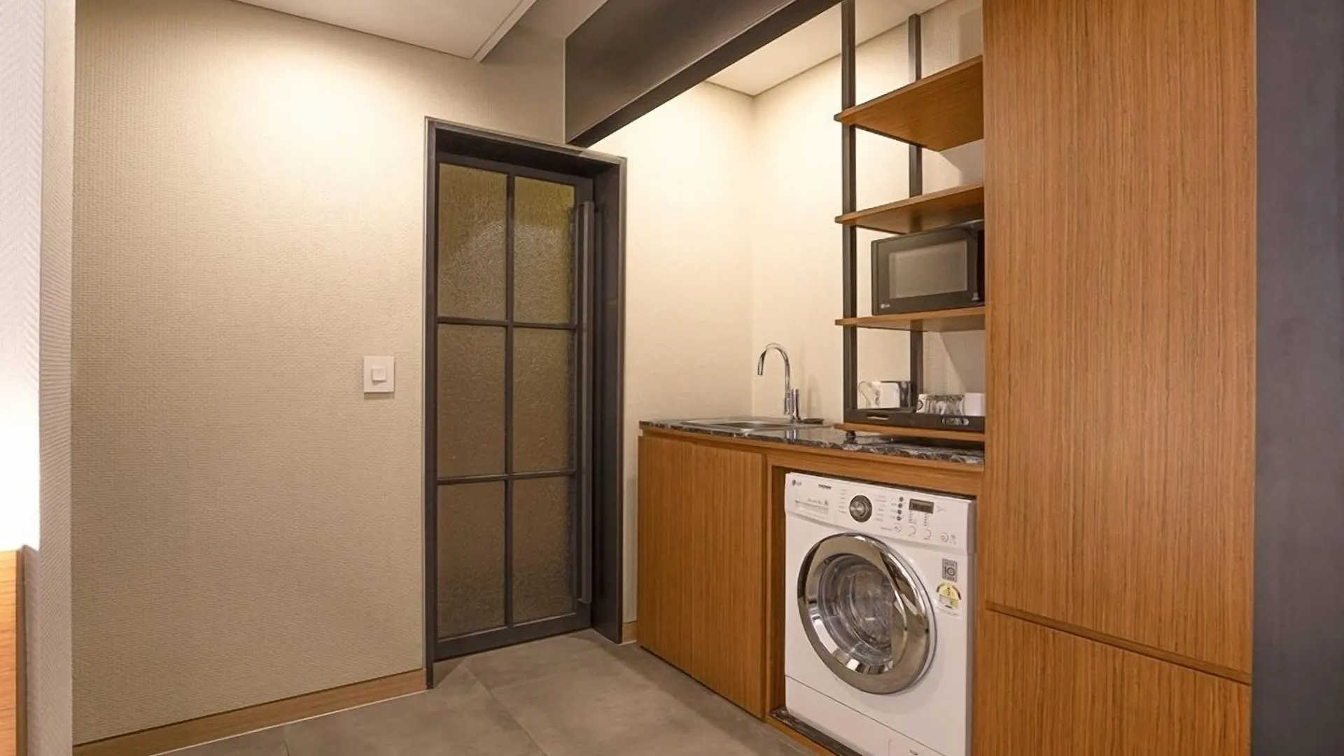 *** Motel Circle Hotel Incheon South Korea