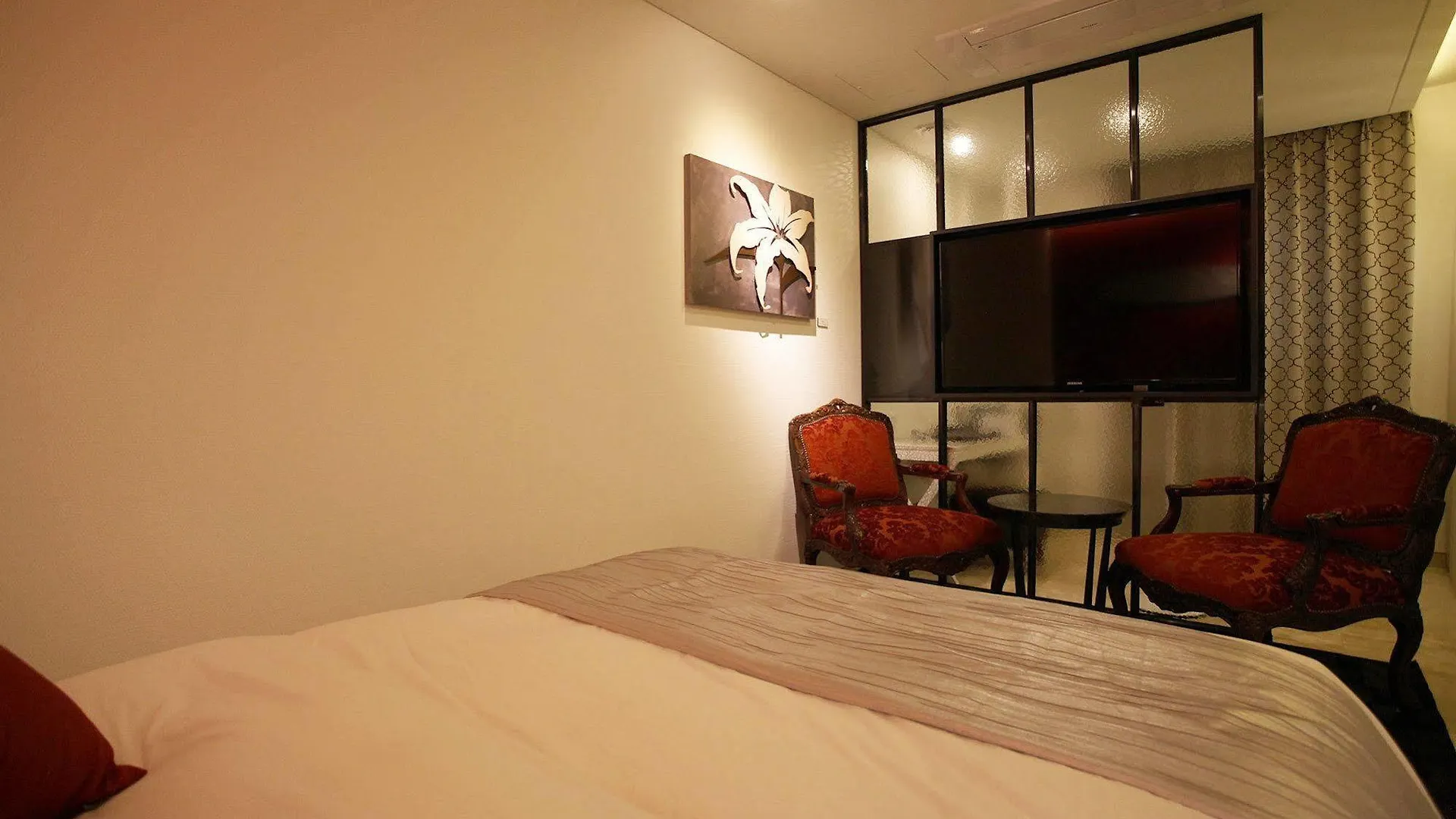 Circle Hotel Incheon 2*,  South Korea