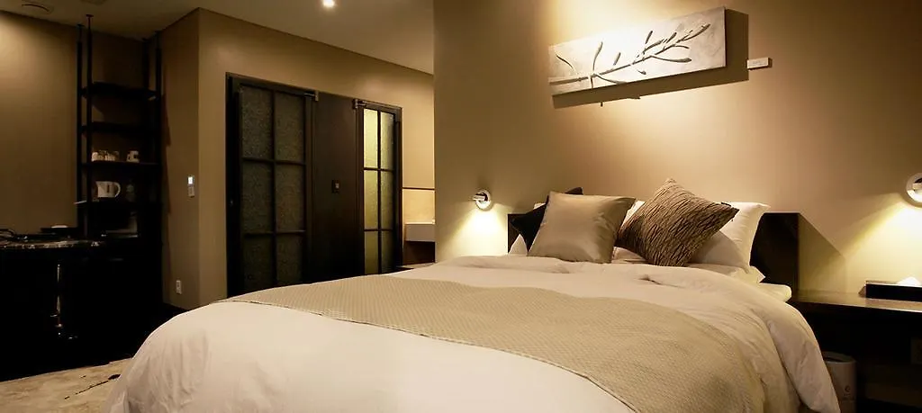 Мотель Circle Hotel Инчон