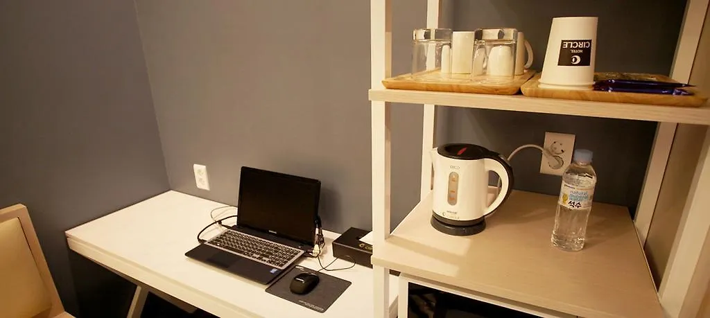Circle Hotel Инчон Мотель