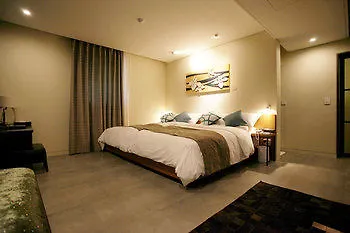 Circle Hotel Инчон Мотель